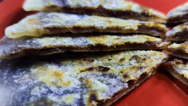 煎饼的家常做法酥脆又香，教你广式煎饼的家常做法