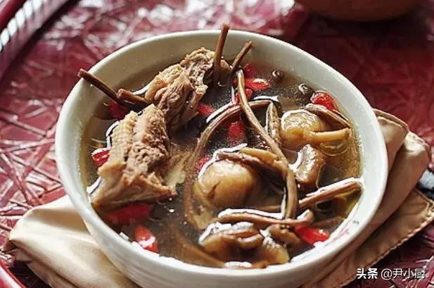 广东粤式靓汤大全，这道典型的粤系靓汤补而不燥又暖心