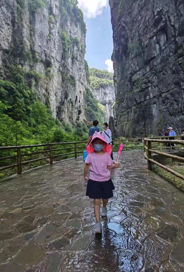 重庆武隆天坑旅游指南，《变形金刚4》和《满城尽带黄金甲》的取景地