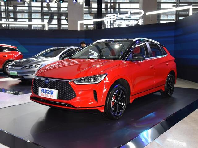 2021款比亚迪e2 采用前置前驱 油耗满意