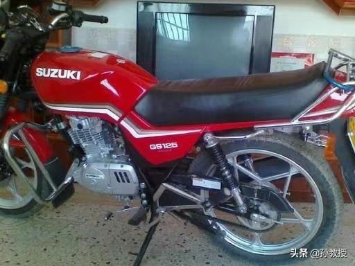 哪些值得入手的老式摩托车，盘点中国八九十年代比较火的那些摩托车