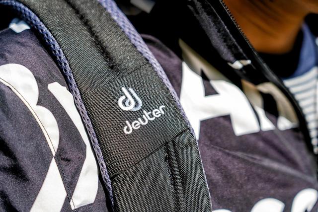 deuter双肩包，包好还是人好-DEUTER多特城市记忆双肩包