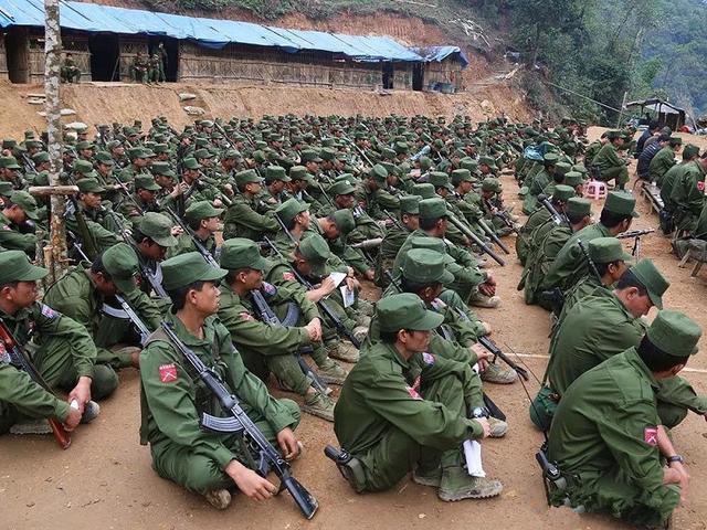 果敢彭家声简介，用武力来光复果敢始终是一种无奈的选择