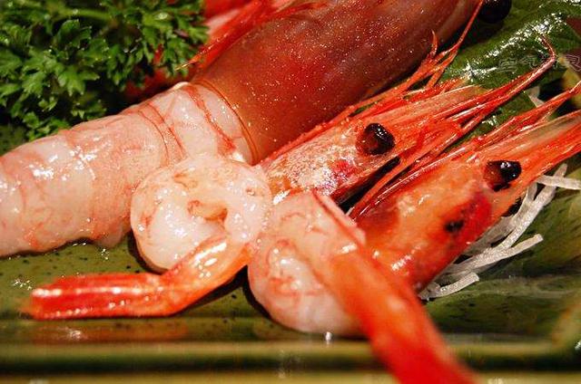 新鲜的虾哪一种最好吃，又甜又咸又鲜的虾到底是什么虾