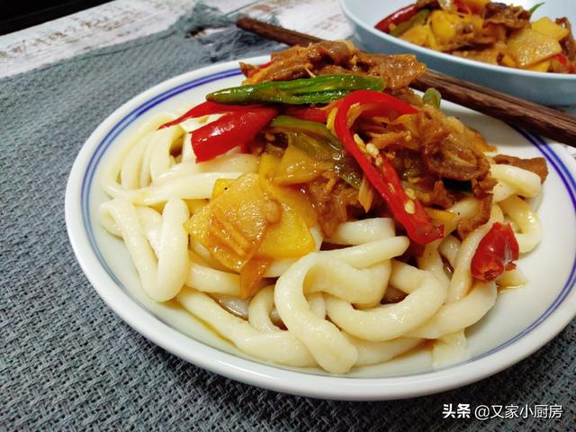 怎样做拉面的小技巧，内行人：记得多加一种料