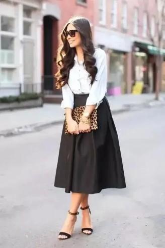 伞裙，伞裙百褶裙哪个更显瘦