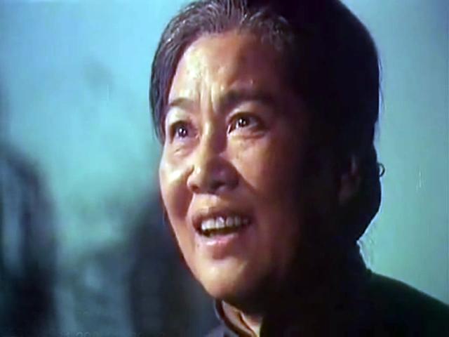王心刚老电影故事片，张瑞芳主演孙道临朗诵