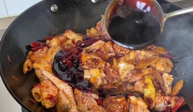 炒鸡肉怎么炒好吃又不柴，家常炒鸡肉的做法