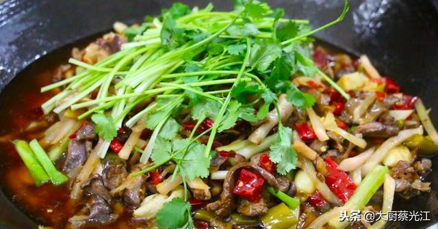 南方黔江鸡杂的正宗做法，黔江鸡杂的正宗做法