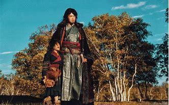 芈月与黄歇的关系，看黄歇都做了些什么令人不齿的事