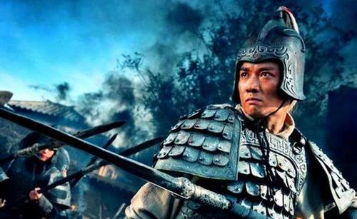 三国五虎上将实力排名，<寿命、身高、相貌、武艺、道德等各方面>