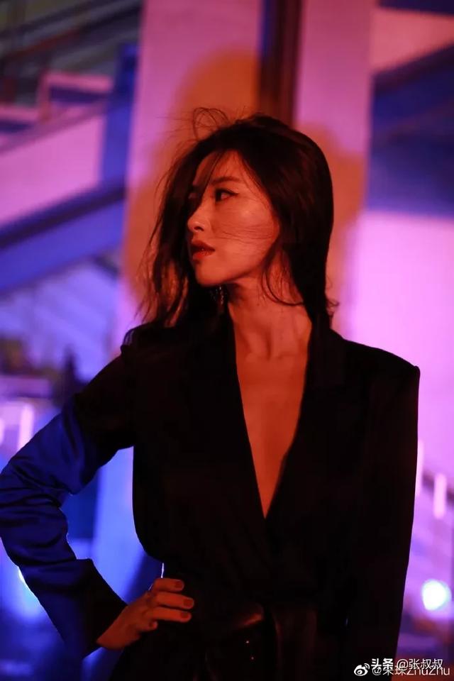 曾艳压章子怡刘亦菲，靳东章子怡