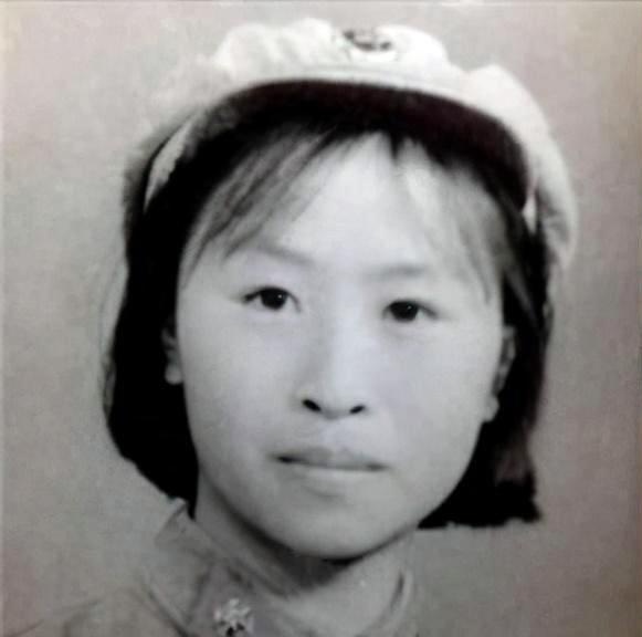 张少华与新凤霞恩怨真相，张少华为什么打凤霞