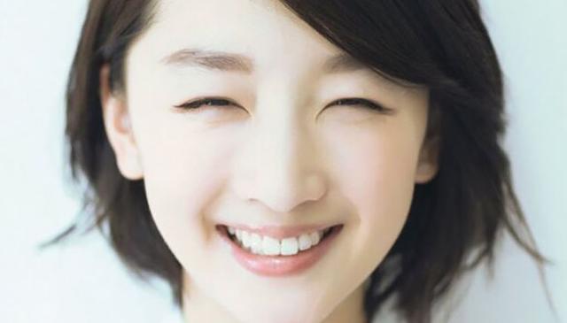 高鼻子和塌鼻子图，女生高鼻梁好看还是塌鼻梁好看（公认“巨丑”的3种鼻型）