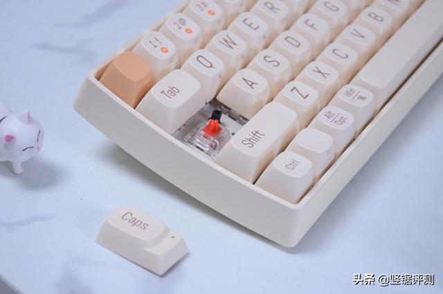 洛斐dot蓝牙机械键盘使用说明，洛斐DOT小黄鸭机械键盘体验