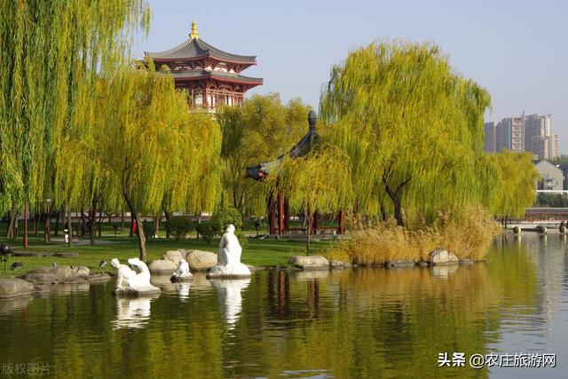 湖北有哪几个旅游景点，湖北周边的旅游景点