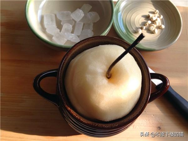 川贝炖雪梨止咳的做法，来一份川贝冰糖炖雪梨就够了（冰糖雪梨润肺止咳的正确做法）