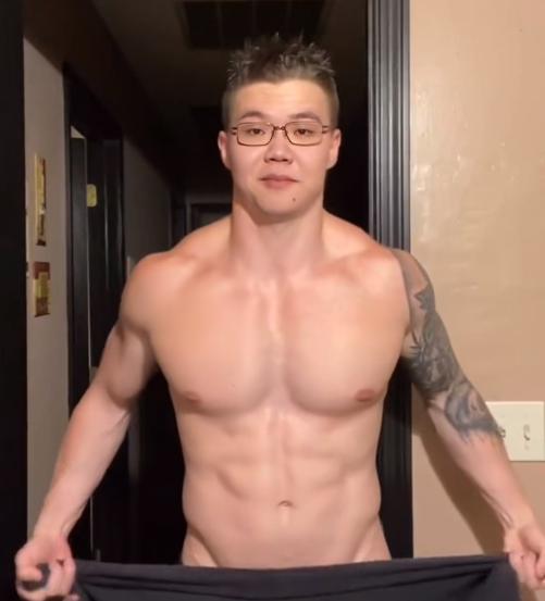 全网主播挑战肌肉金轮,旭旭宝宝对战诸葛大力 全网主播挑战肌肉金轮,旭旭宝宝对战诸葛大力