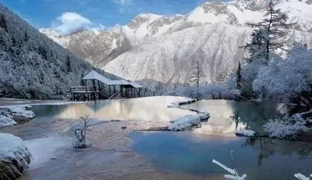 九寨沟冬天美景，九寨沟迎来旅游高峰