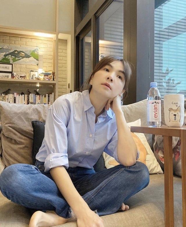 陳嘉樺慶39歲生日！曬三口人合影照真幸福，背景浪漫豪宅令人羨慕 娛樂八卦吃瓜 第8张