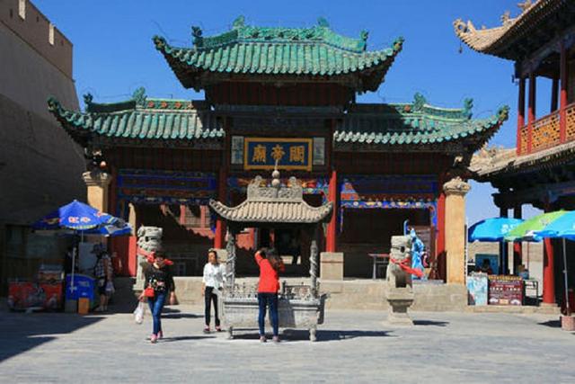 关公供奉讲究，拜关公也有讲究