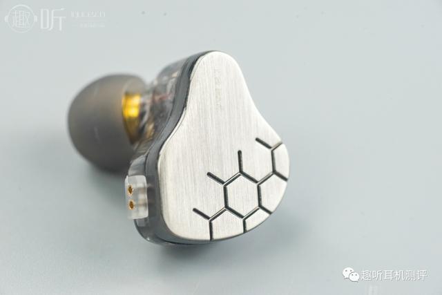 云雀耳机推荐入耳式，靠谱圈铁KBEAR魁宝
