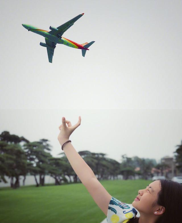 如何教育孩子，黃磊女兒黃多多過分裝扮，難道孩子只能「乖」？ 娛樂八卦吃瓜 第25张