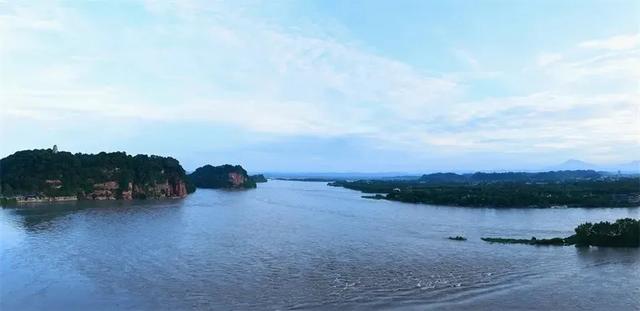 乐山大佛博物馆，这个月去乐山大佛旅游攻略图