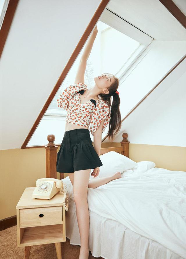 个子矮穿什么好看，个子矮穿衣没自信（30套矮个子穿衣搭配）