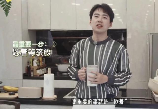 郭麒麟亲妈去哪里了，郭麒麟生母胡中惠长啥样