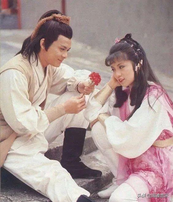 甄妮的经典歌曲，甄妮十大中文金曲（罗文和甄妮唱过那么多次《铁血丹心》）