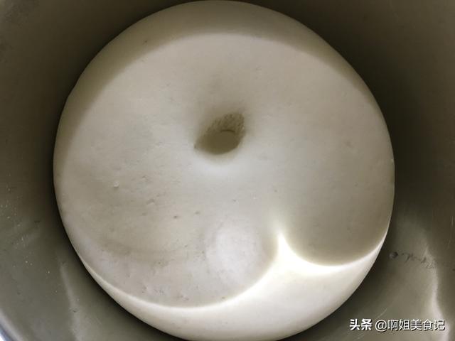 三角糖包的包法窍门，包出来的三角糖包好看又好吃还不漏馅