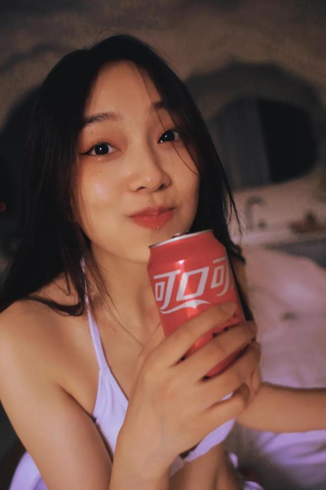 长恨此身非我有，临江仙苏轼江海寄余生