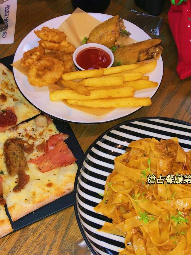 純真無邪、青春無敵，00後的她，美腿誘人，真是迷人的小妖精 街拍正妹 第5张