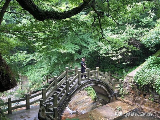 徒步南迦巴瓦峰最佳观景台，雾中徒步薄刀峰