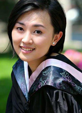 凤凰卫视杨娟与杨舒，凤凰卫视美女主播杨舒