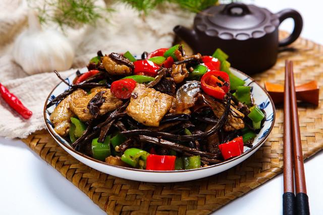 干锅千页豆腐的简单做法，大厨教你在家做干锅千叶豆腐