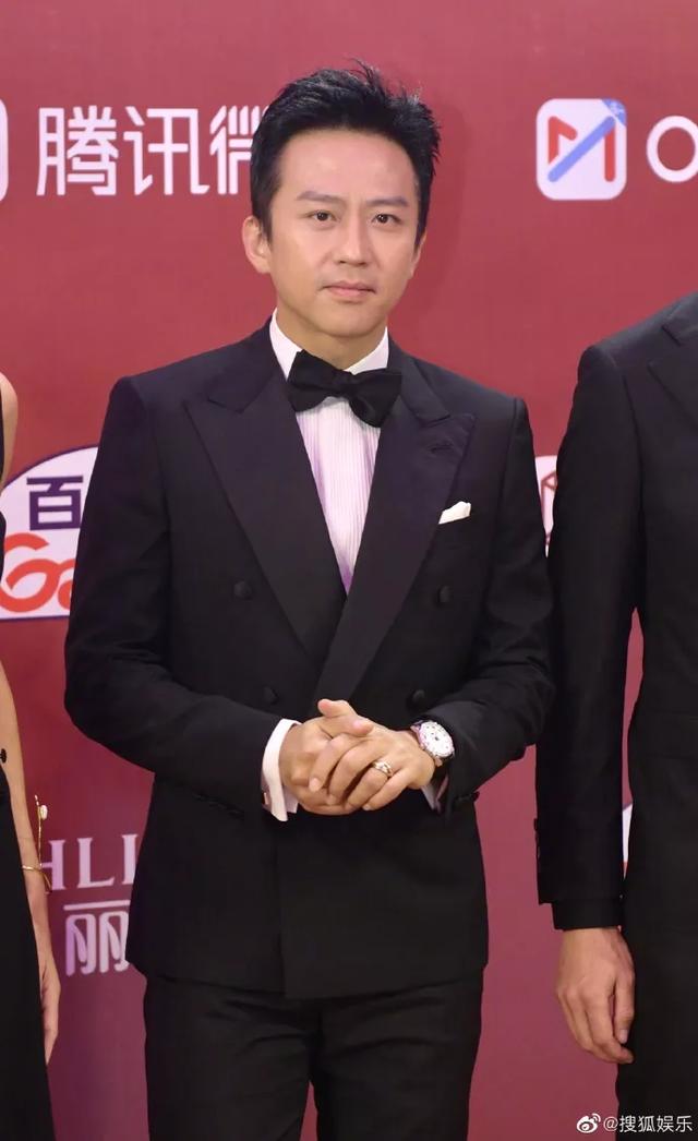 上海电影节闭幕式红毯，陈都灵最新红毯（上海国际电影节举行闭幕红毯）