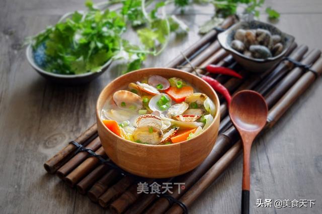 花蛤怎么炒又嫩又香，10分钟上桌鲜美滑嫩