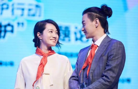 朱丹现在的生活怎么样，前两胎生养艰辛周一围常缺席