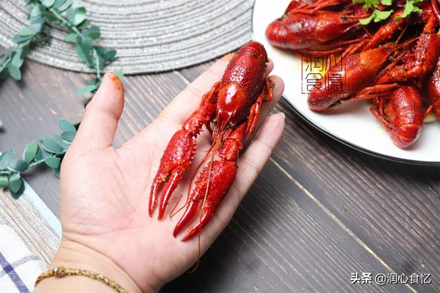 纯正江苏盱眙小龙虾，品味“地标之美”