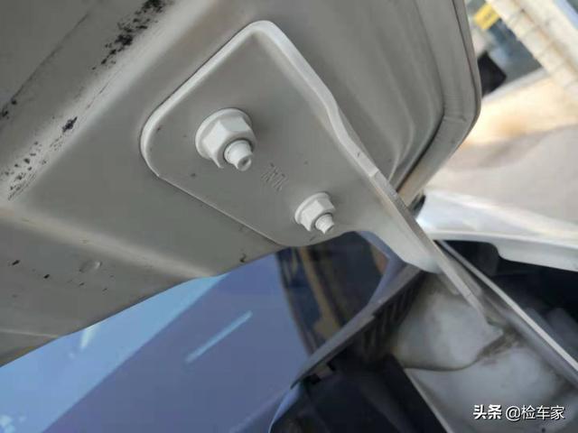 13年英菲尼迪qx56市场价，高价买辆英菲尼迪QX56