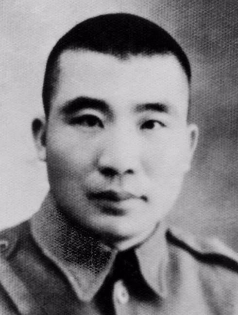 王耀武现任老婆是谁，妻子为何提出离婚