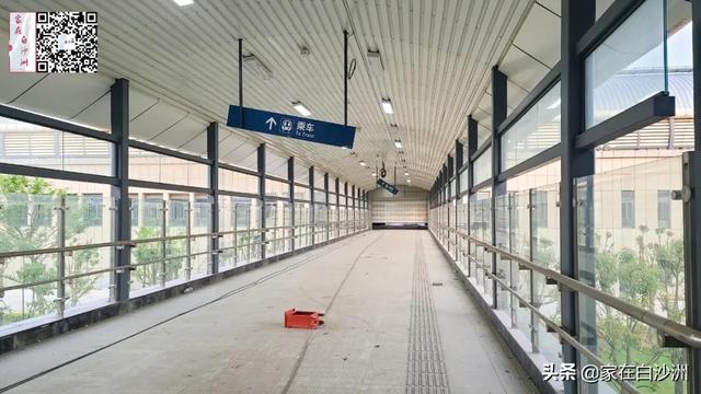 武汉地铁5号线南三环站点，武汉地铁5号线二期工程顺利首铺