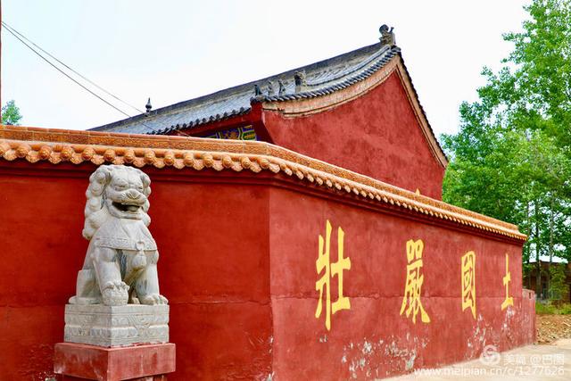 李庄黄河大堤风景区，黄河边青山绿水