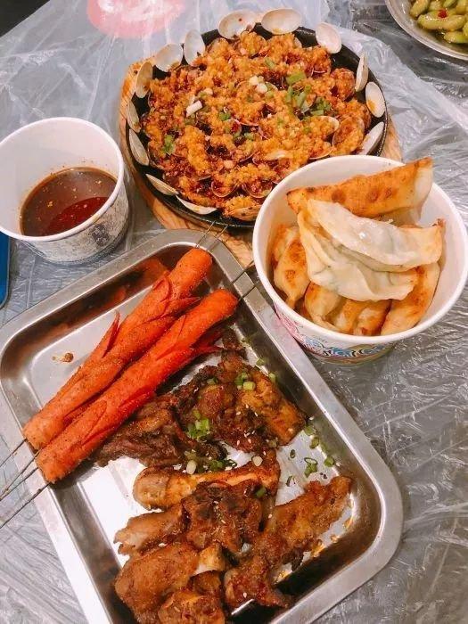 地铁里的美食节目叫什么名字，《乡厨》第一集播出