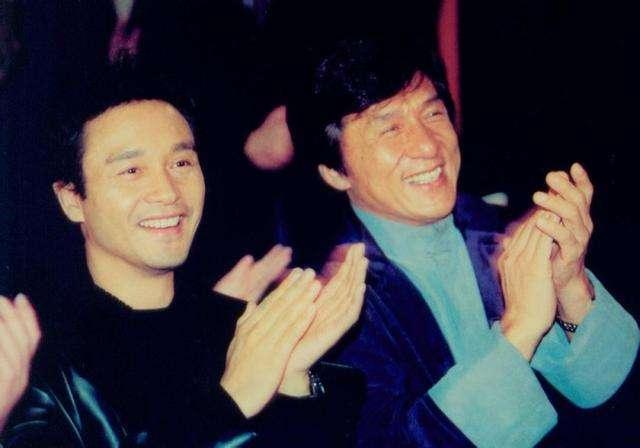 成龙现在多少岁，成龙从年轻到现在（成龙1岁到40岁罕见照）