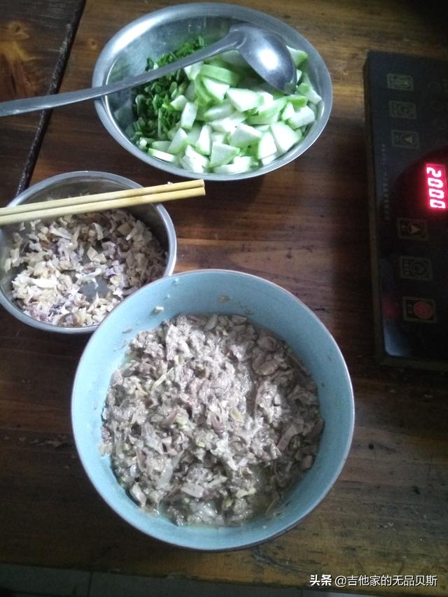 海蚌怎么做好吃，你知道河蚌怎么做才好吃吗（闽菜双绝之鸡汤氽海蚌怎么做才好吃）