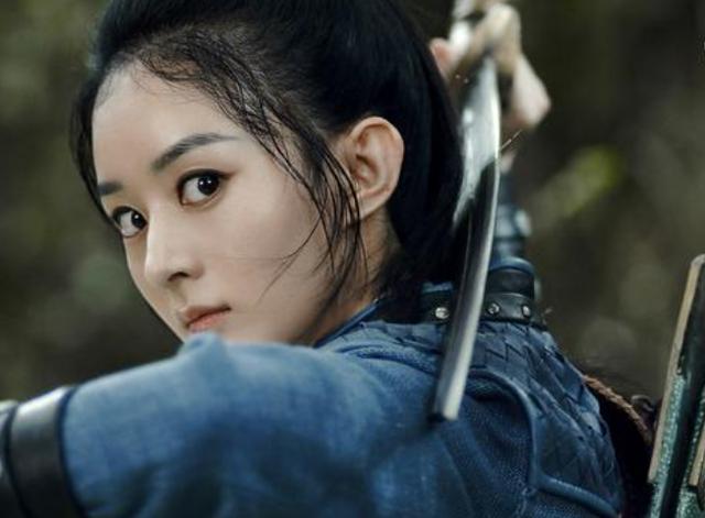 赵丽颖最近消息，有翡赵丽颖最新消息（剪短发穿“人鱼姬”礼服）