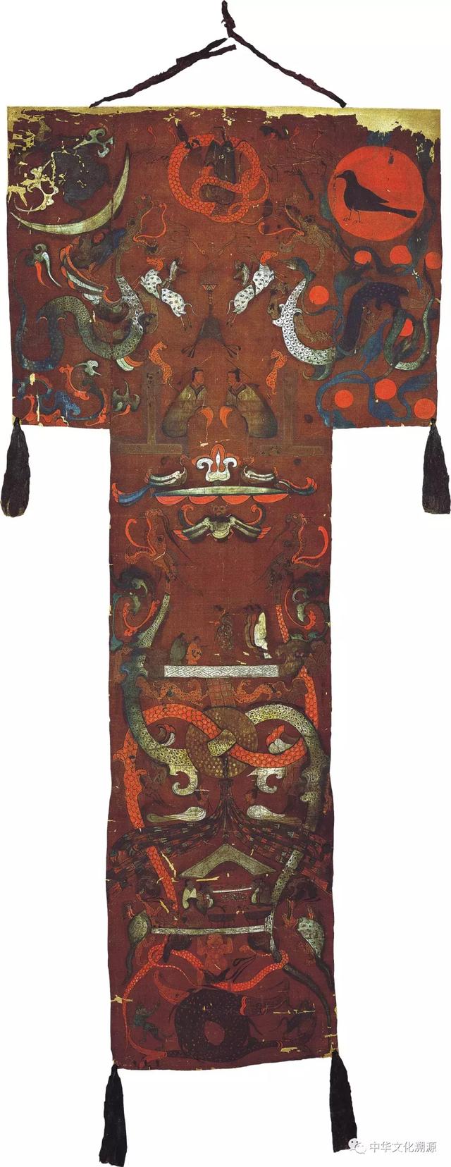 马王堆辛追夫人，辛追夫人墓中的服饰（马王堆汉墓中的“辛追”夫人的尸体为何历经千年没有腐烂）